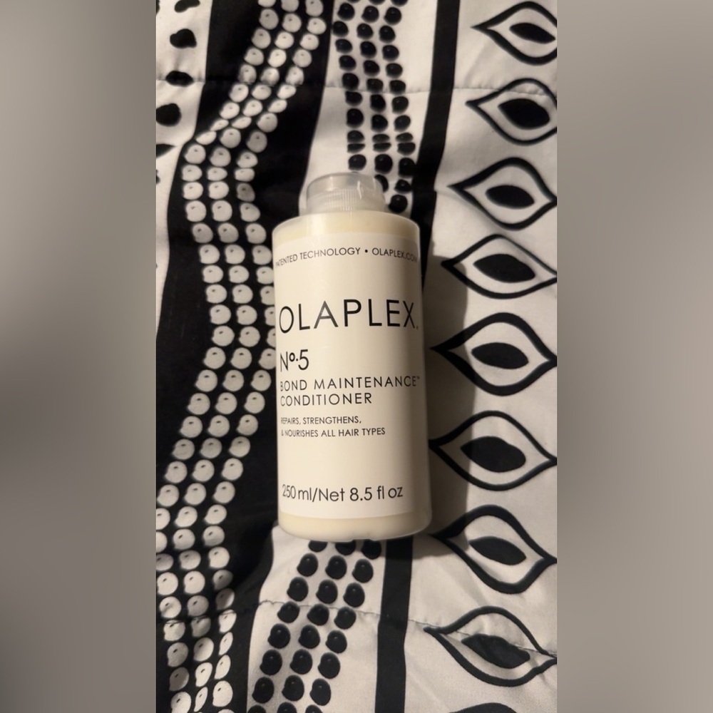 Olaplex Nº.5 BOND MAINTENANCE® CONDITIONER